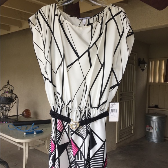 Silky dress with slip - Picture 2 of 7